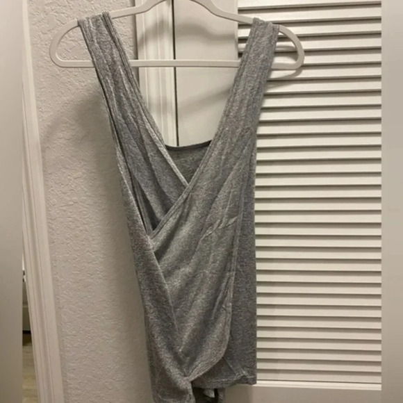 Silkworld gray workout tank top. NWT - Picture 9 of 10
